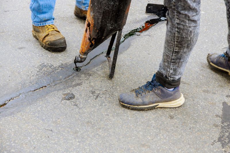Asphalt Crack Filling