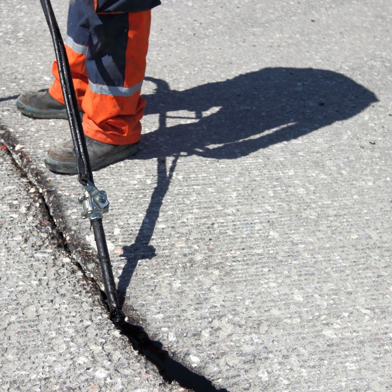 Asphalt Crack Filling